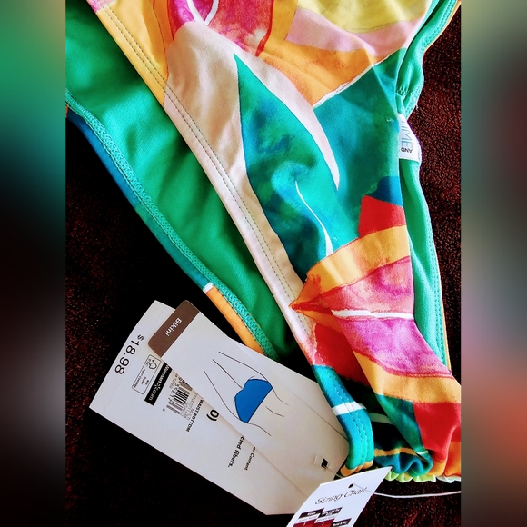 Bikini set - Picture 12 of 12